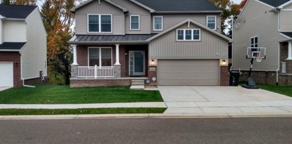 59682 Twin Pines, Lyon Twp