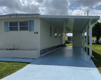 854 Winterest Drive, North Fort Myers