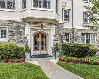 1 Eastbourne Unit #5B, Bronxville