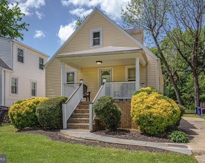 100 S Barton St, Arlington