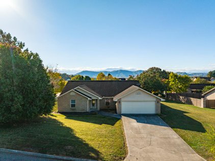 3065 Shaconage Trail, Sevierville