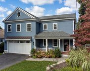 38 Winthrop Street Ext, Winchester image