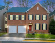 9537 Parsonage Ln, Lorton image