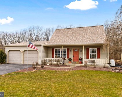 140 Wheatfield Ct, Quarryville
