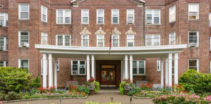 101 Old Mamaroneck Road Unit #3-C7, White Plains