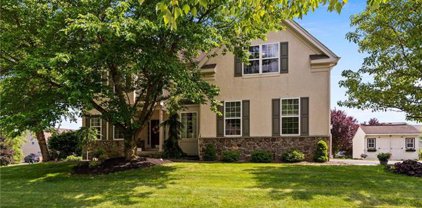 6578 Arbordeau, Lower Macungie Township