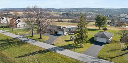 578 Owen Rd, York