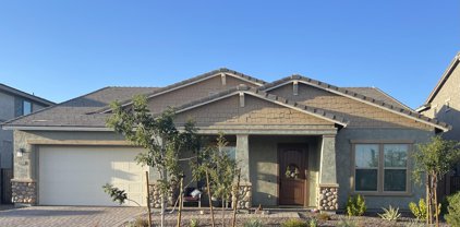 21052 E Carriage Way, Queen Creek