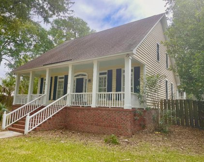 6 Forest Trail Ct 1 Court, Isle Of Palms