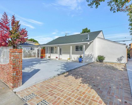 3279 Hoover ST, Redwood City