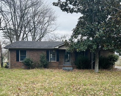 1923 Bartway Dr, Murfreesboro