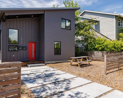 2415 Pacific Street, Bellingham