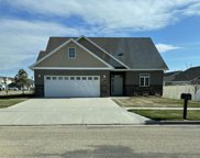 1006 Sycamore Ave Se, Minot image
