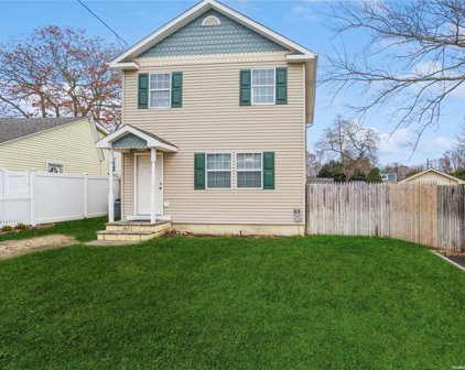 31 Denton Street, Patchogue