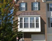 15810 Bobolink Dr, Woodbridge image