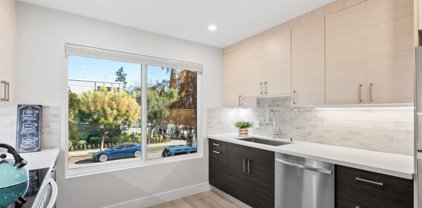464 Clinton ST 211, Redwood City