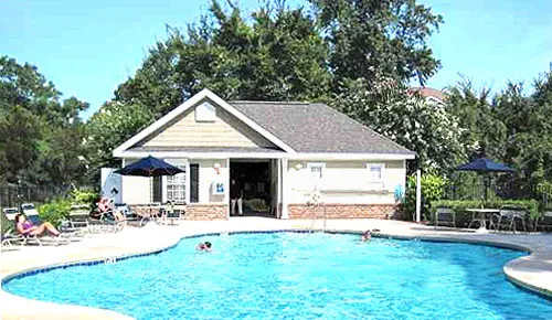 Pool at the Greenbriar in Barefoot Resort