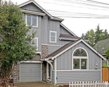 3511 NE 44th St, Seattle