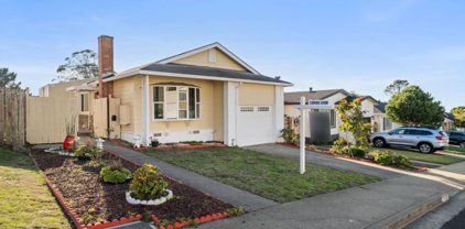 654 Foothill DR, Pacifica