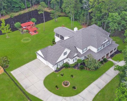 10714 Crestwater Circle, Magnolia