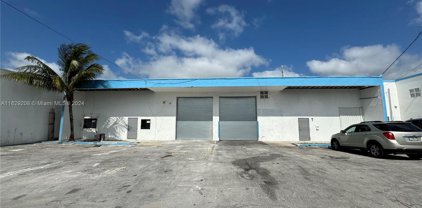 400 E 10th Ct, Hialeah