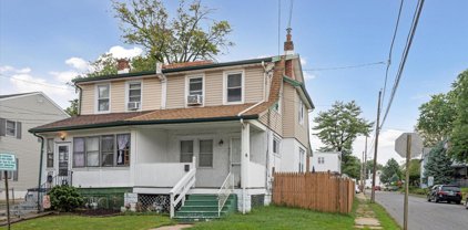 439 Charmont Ave, Folcroft