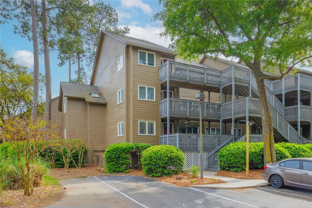 50 Yacht Cove Drive Unit 210, Hilton Head Island, 29928