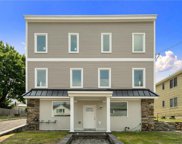172 Gainsborg Avenue E, West Harrison image