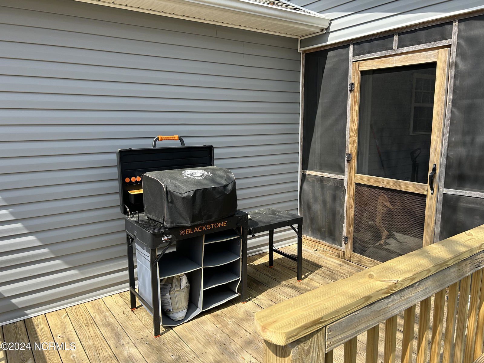 110 NW 16th Street, Oak Island, NC 28465 in Pinners Point