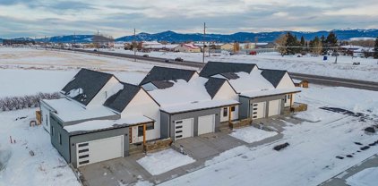 205 Albrey Trail Unit B, Bozeman