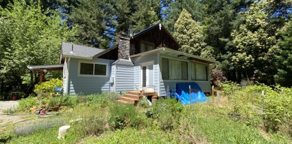 825 Community Services Road, Hoopa