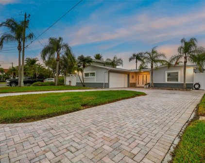 577 Crystal Drive, Madeira Beach