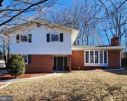 3915 Forest Grove Dr, Annandale image