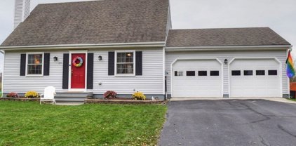 279 Isham Circle, Williston