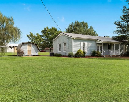 5762 Lakeview Rd, Springfield