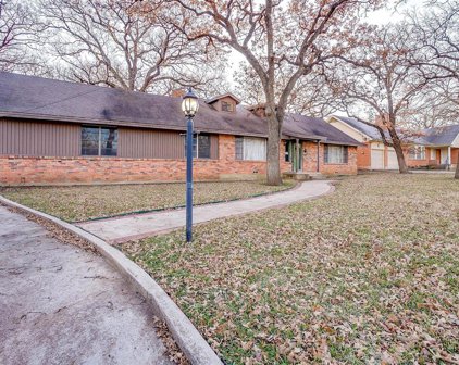 1717 Tierney  Road, Fort Worth