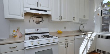 253 Garth Road Unit #2K, Scarsdale