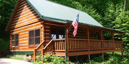 764 Spruce Flats  Road, Maggie Valley