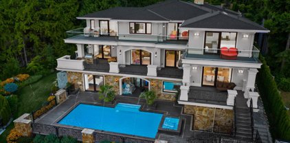1436 Sandhurst Place, West Vancouver