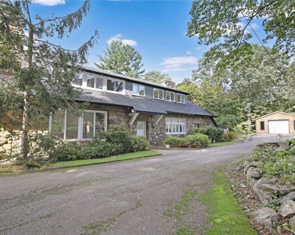 464 Smith Ridge Road, Lewisboro