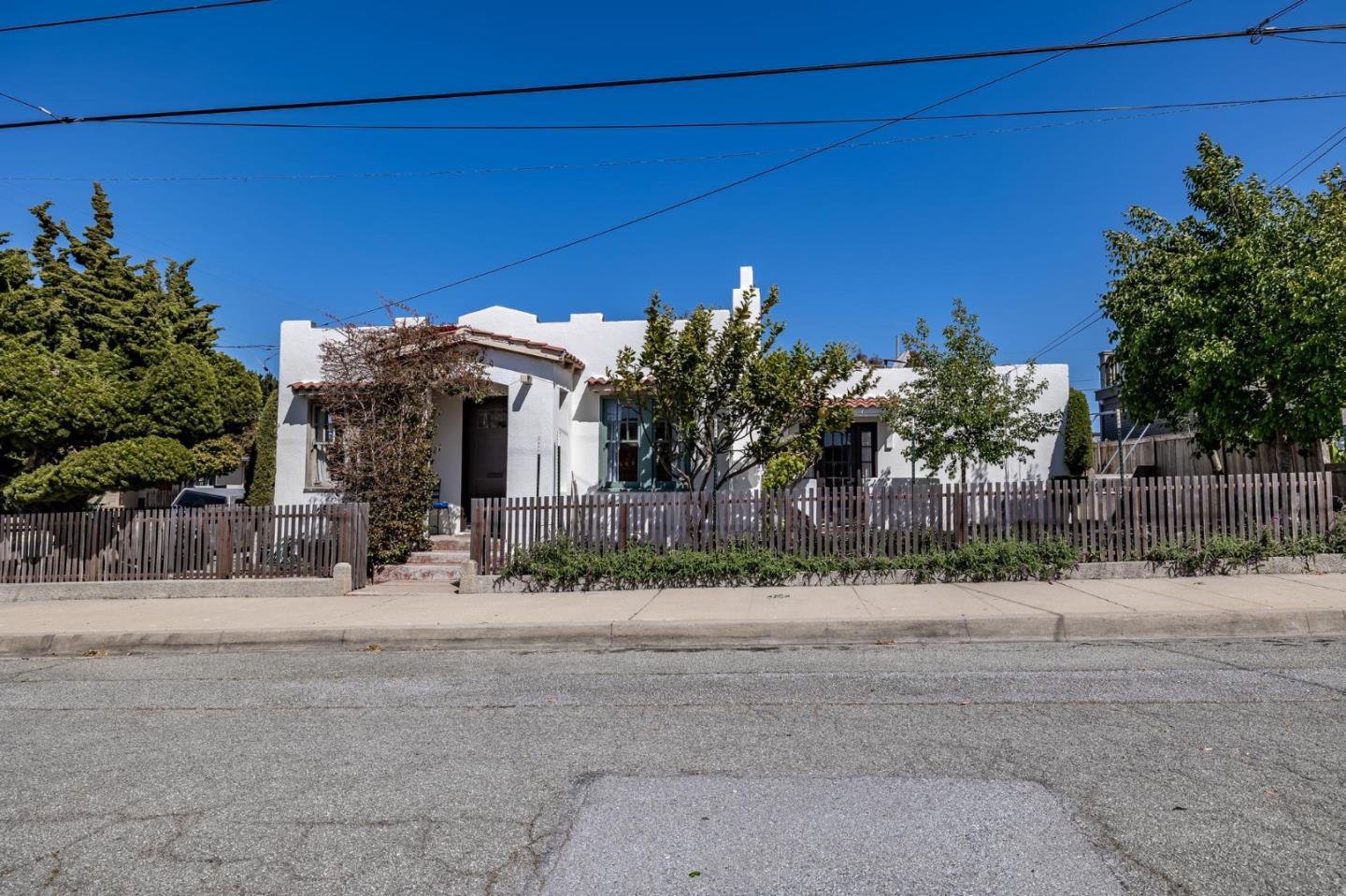 Pacific Grove Real Estate Pacific Grove Home for Sale with 2 bedrooms