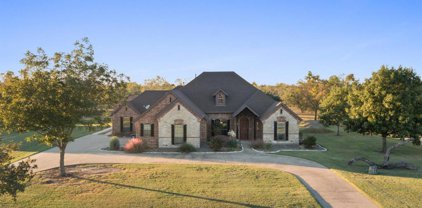 7710 Fall Creek  Road, Terrell