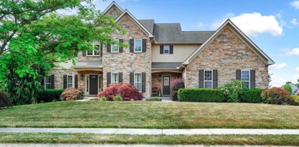 1627 Guildford Ln, York