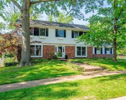 574 Briarwyck  Drive, Ballwin image