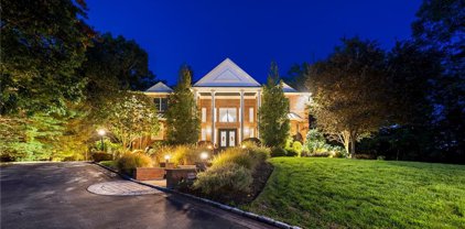 20 Stonewall Circle, West Harrison