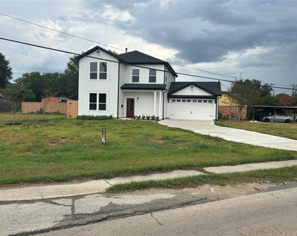 549 Texas Ave, South Houston