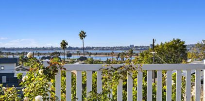 1986 Magdalene Way, Old Town