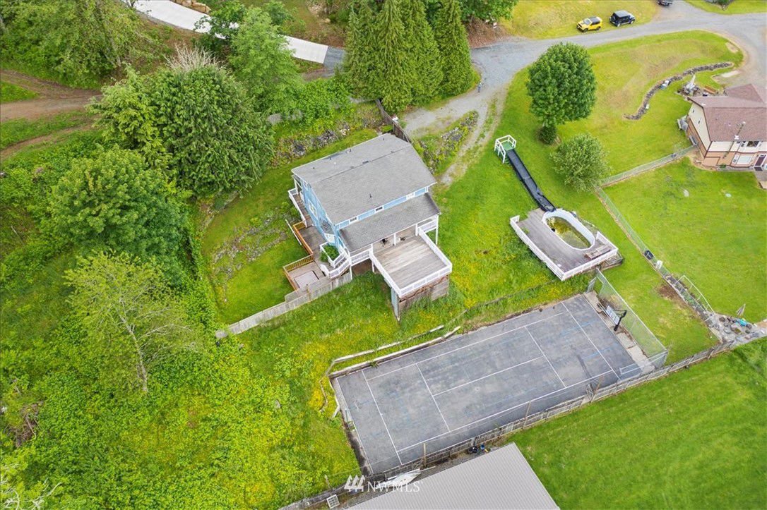 1552 Greenbriar Lane, Carbonado, 98323