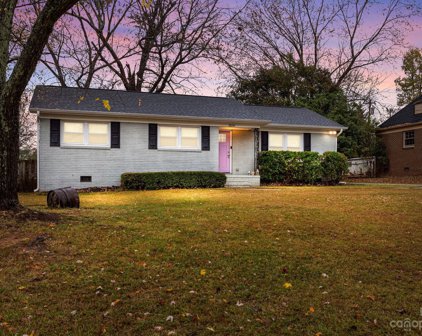 3839 Woodleaf  Road, Charlotte