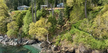 2434 Lighthouse Point  Rd, Sooke